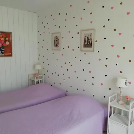 D'hotes Chez Melody Bed and Breakfast Λα Ροσέλ